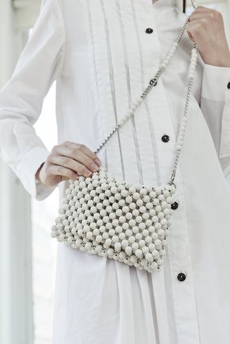 BEADED CLUTCH WITH CHAIN